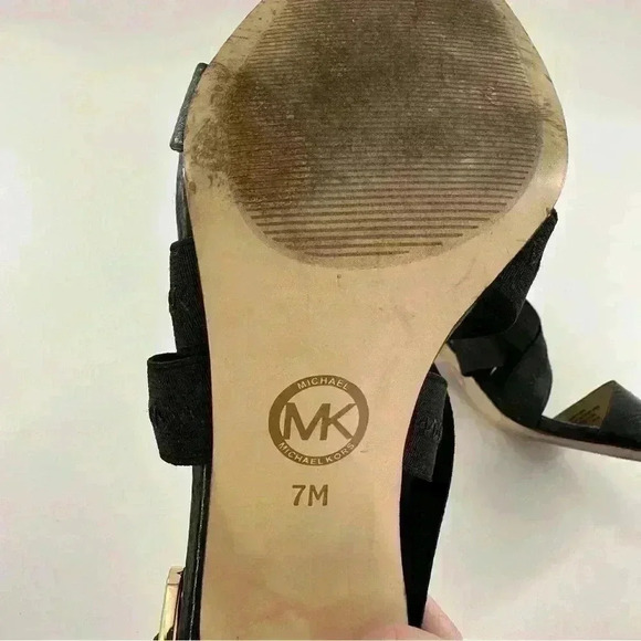 Michael Michael Kors heels size 7 black leather snakeskin embossed cross cross - Picture 13 of 16
